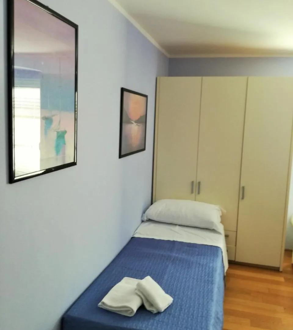 Zaffiro Blu Airport Bed & Breakfast Bergamo Italy